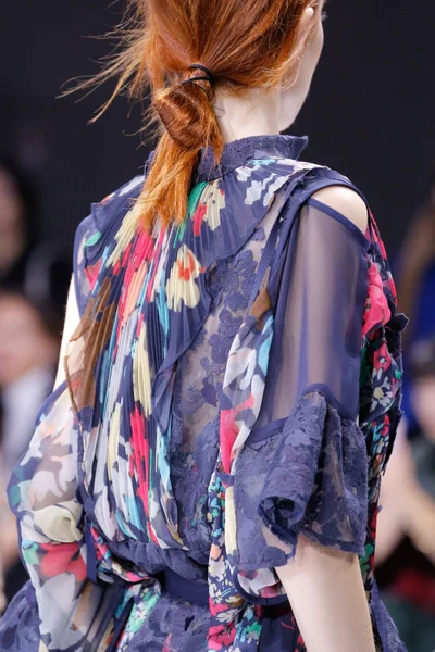 Look 83